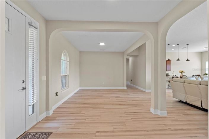 Image No.9-3 Bed House for sale