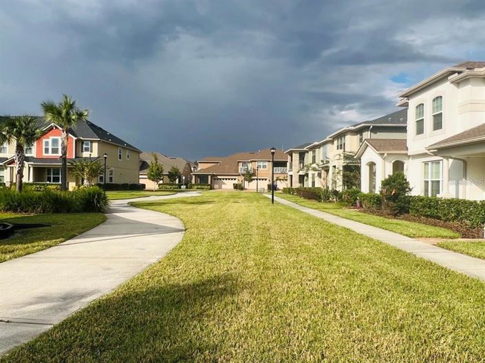 Image No.30-3 Bed Townhouse for sale