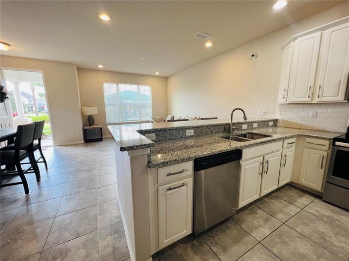 Image No.7-3 Bed Townhouse for sale