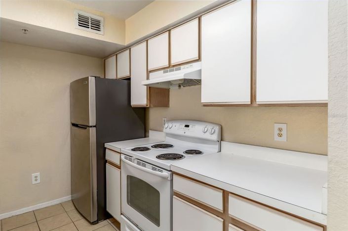 Image No.15-2 Bed Apartment for sale