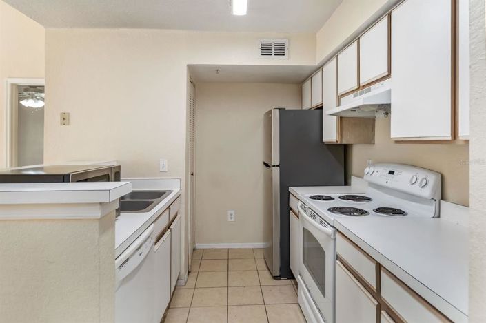 Image No.17-2 Bed Apartment for sale