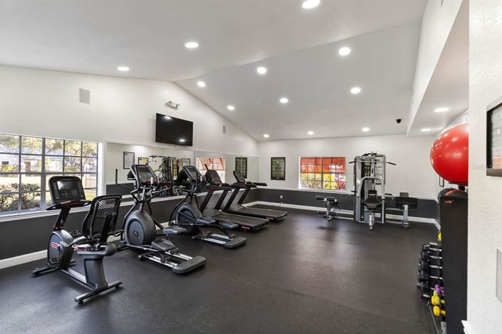 Image No.26-2 Bed Apartment for sale