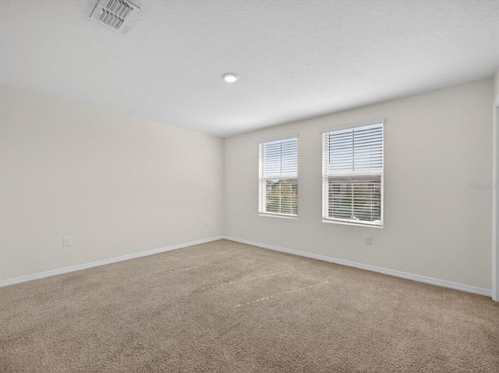 Image No.13-3 Bed Townhouse for sale