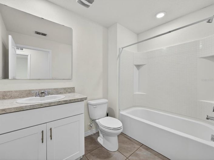 Image No.18-3 Bed Townhouse for sale