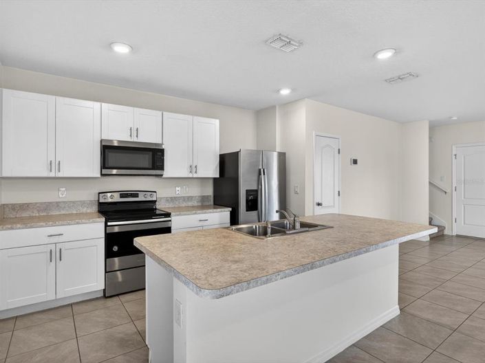 Image No.7-3 Bed Townhouse for sale