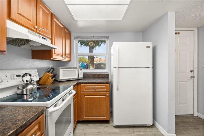 Image No.10-2 Bed Townhouse for sale