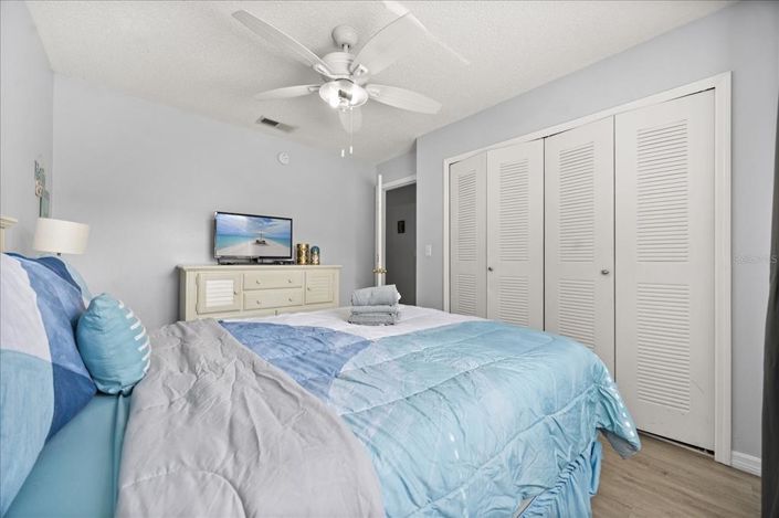 Image No.14-2 Bed Townhouse for sale