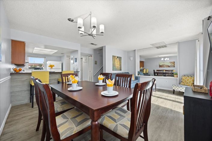 Image No.8-2 Bed Townhouse for sale