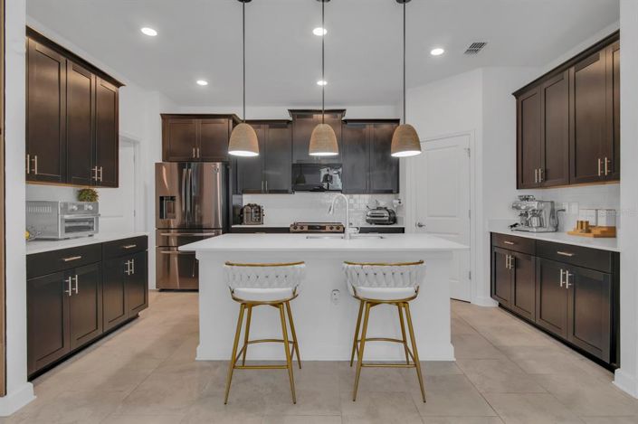 Image No.27-4 Bed House for sale