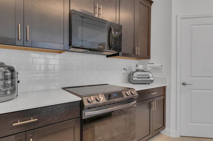 Image No.28-4 Bed House for sale