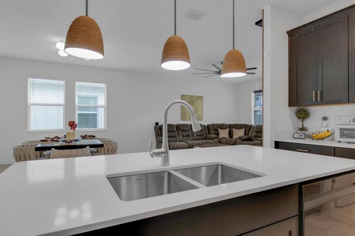 Image No.29-4 Bed House for sale