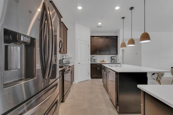 Image No.30-4 Bed House for sale