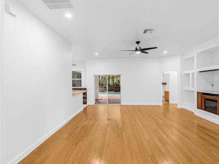 Image No.8-Maison de 4 chambres à vendre à Saint John