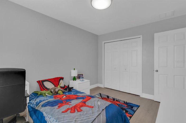 Image No.26-4 Bed Townhouse for sale