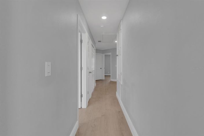 Image No.32-4 Bed Townhouse for sale