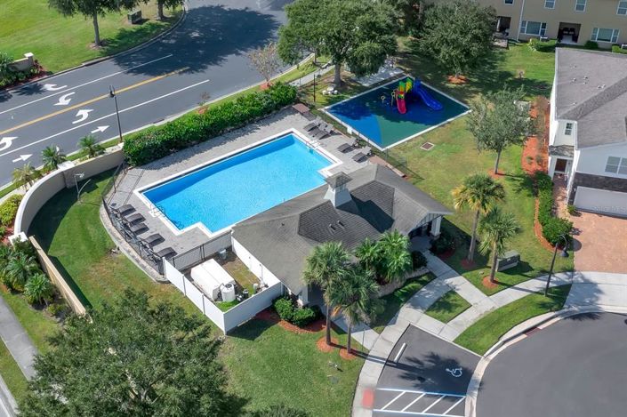 Image No.41-4 Bed Townhouse for sale