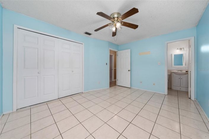 Image No.11-4 Bed House for sale