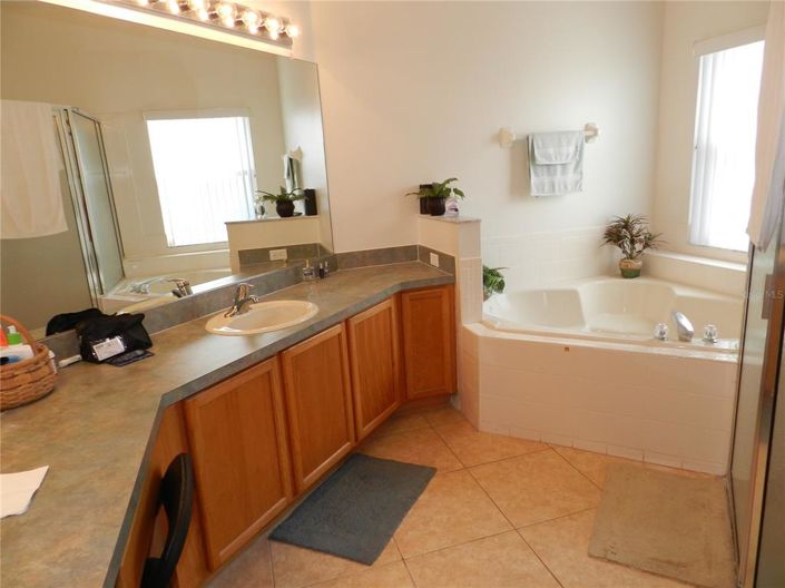 Image No.47-4 Bed House for sale