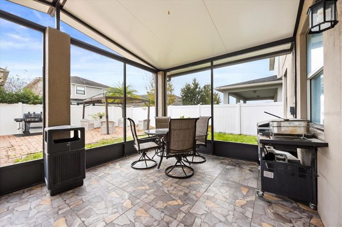 Image No.12-Maison de 4 chambres à vendre à Saint John