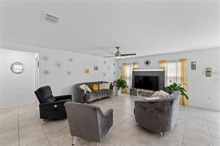 Image No.5-4 Bed House for sale