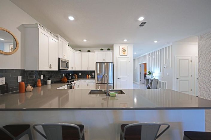 Image No.18-8 Bed House for sale