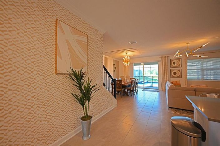 Image No.21-8 Bed House for sale