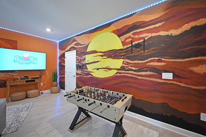 Image No.9-8 Bed House for sale