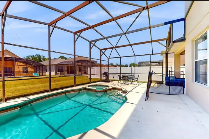 Image No.19-5 Bed House for sale