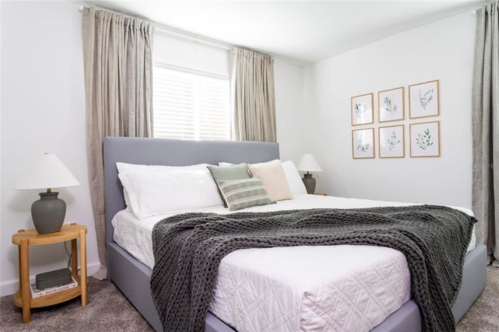 Image No.25-5 Bed Townhouse for sale