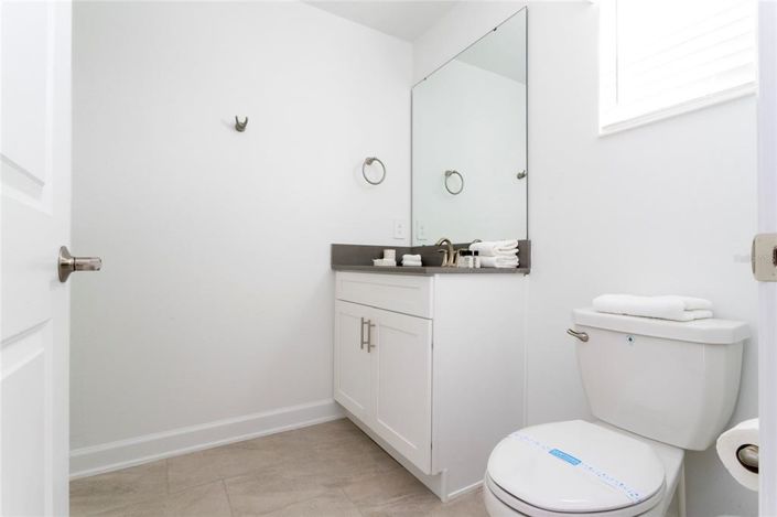 Image No.34-5 Bed Townhouse for sale