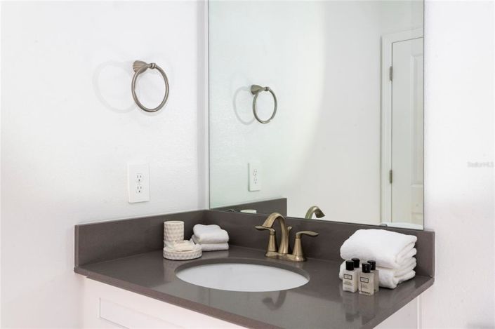 Image No.41-5 Bed Townhouse for sale