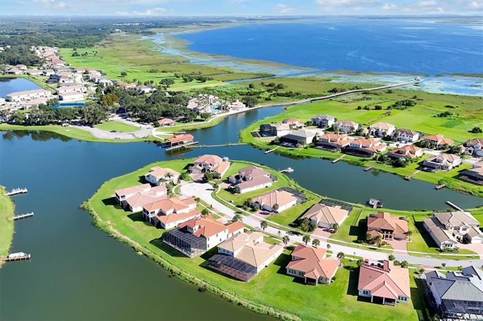 Image No.3-5 Bed House for sale