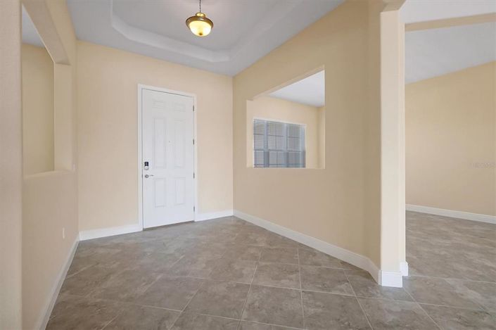 Image No.9-5 Bed House for sale