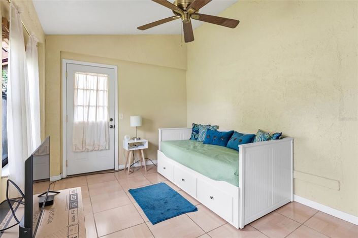 Image No.20-4 Bed House for sale