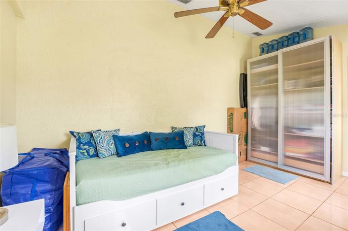 Image No.21-4 Bed House for sale