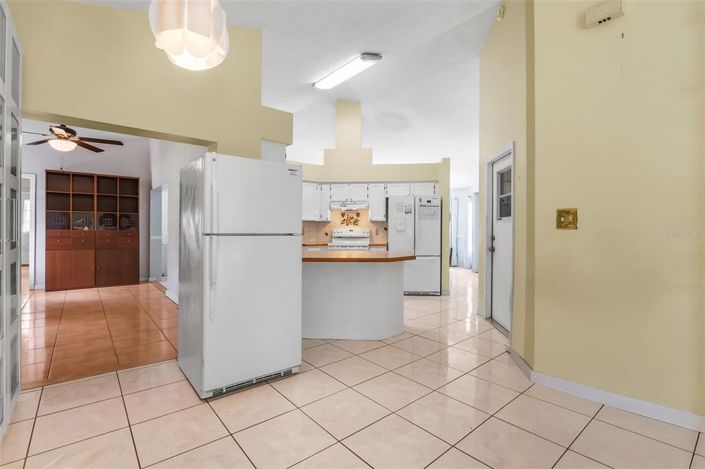 Image No.7-4 Bed House for sale