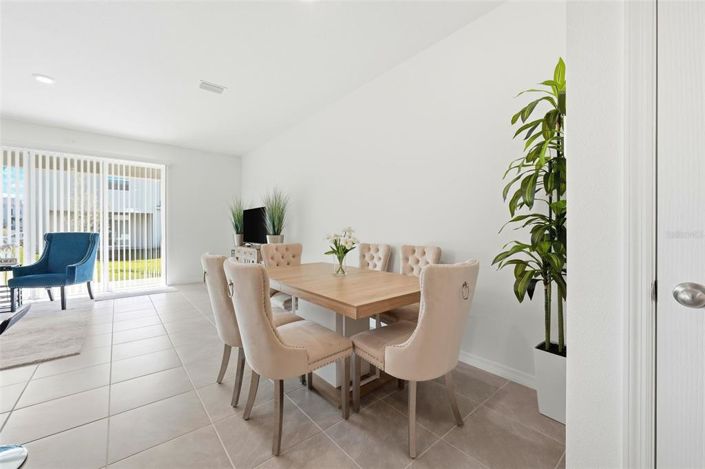 Image No.14-3 Bed Townhouse for sale