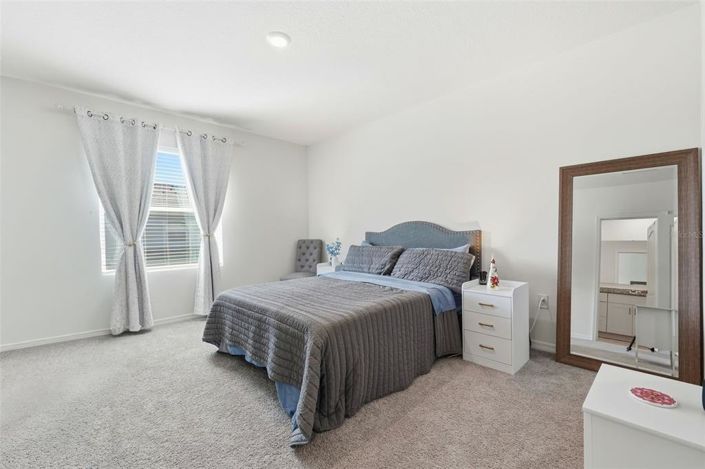 Image No.25-3 Bed Townhouse for sale