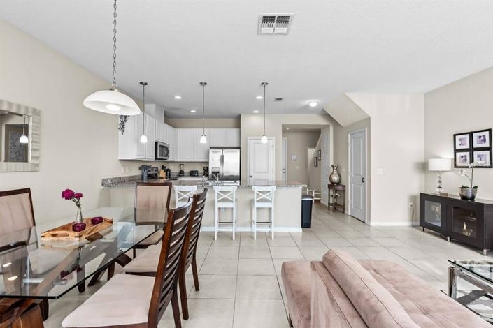 Image No.11-Maison de ville de 4 chambres à vendre à Saint John