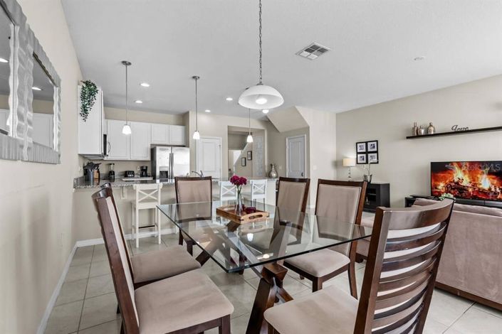 Image No.12-Maison de ville de 4 chambres à vendre à Saint John