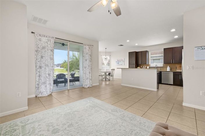 Image No.25-Maison de 4 chambres à vendre à Saint John