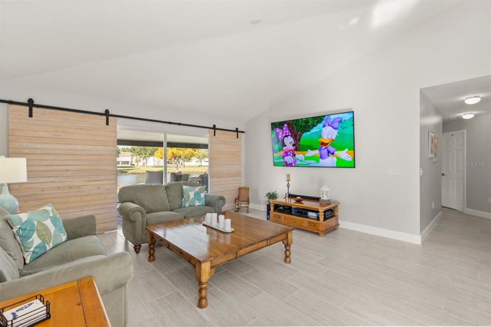 Image No.10-4 Bed House for sale