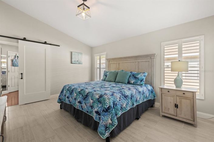 Image No.13-4 Bed House for sale