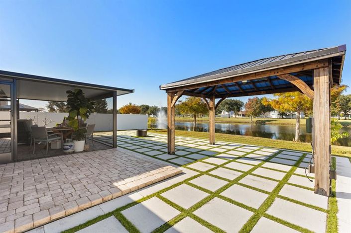 Image No.26-4 Bed House for sale