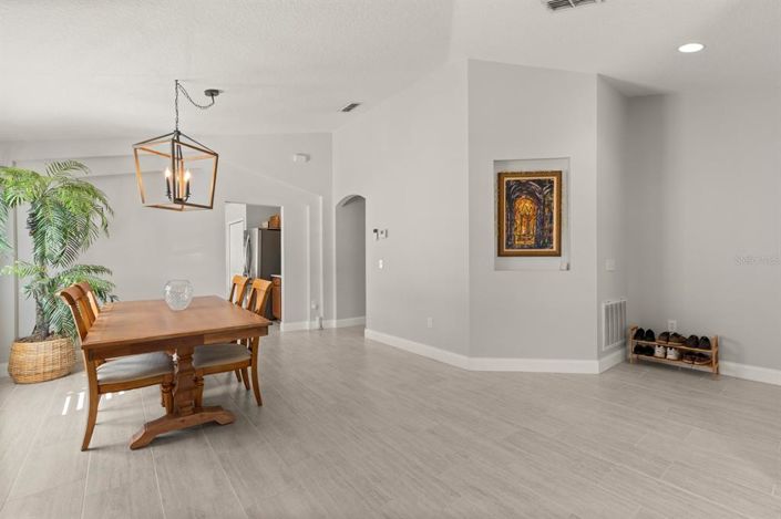 Image No.4-4 Bed House for sale