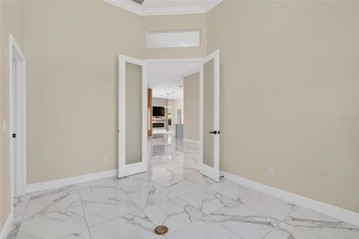 Image No.28-5 Bed House for sale