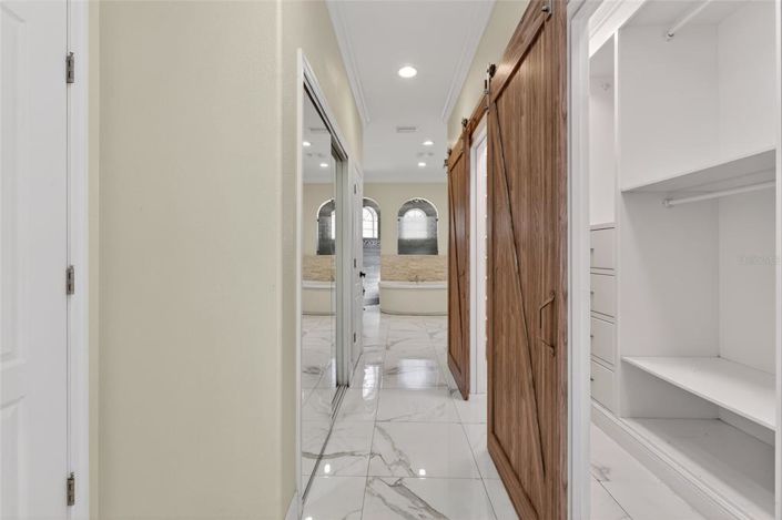 Image No.32-5 Bed House for sale