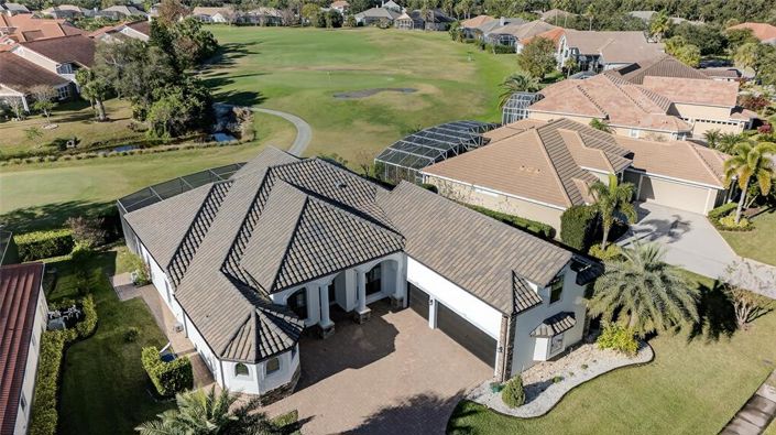 Image No.7-5 Bed House for sale