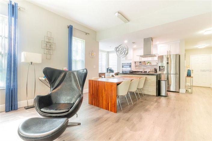 Image No.11-3 Bed Apartment for sale