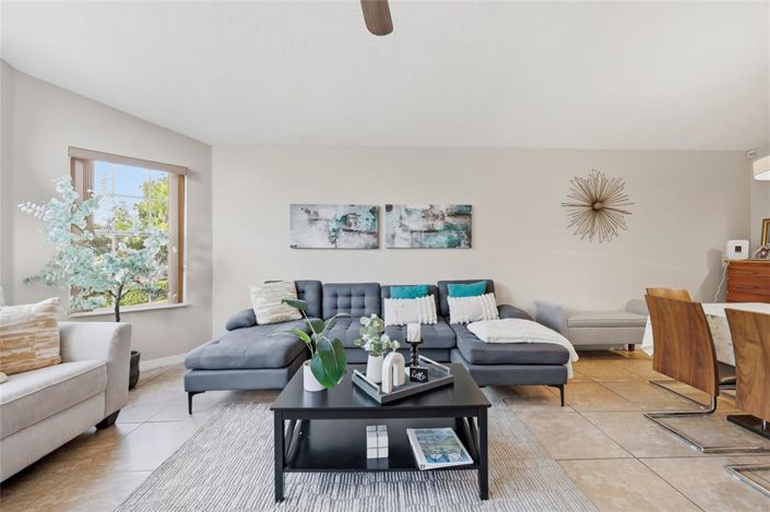 Image No.9-Appartement de 3 chambres à vendre à Saint John